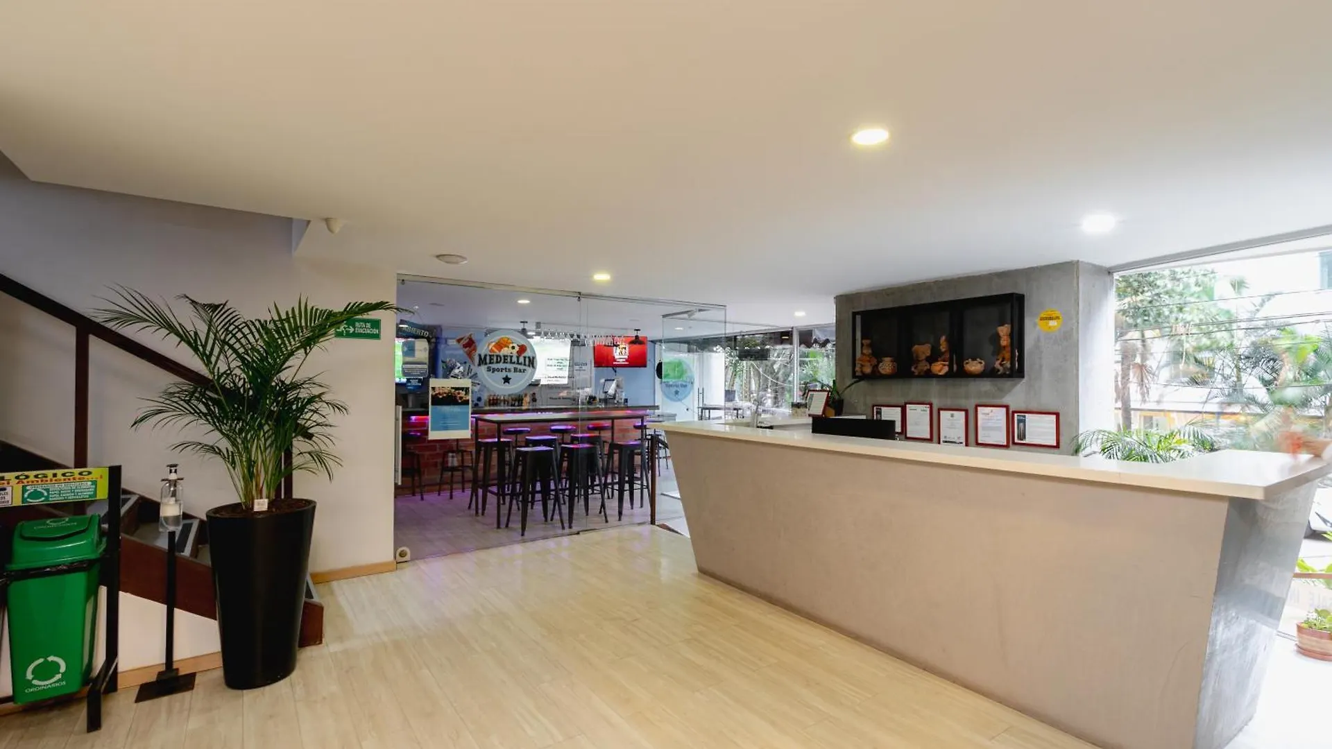 아파트 Medellin- La 70, Close To Everything, Laureles Retreat